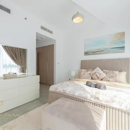 Marco Polo - Stunning 2 Bedroom With Marina Views, Huge Pool & Gym Dubai Exterior photo