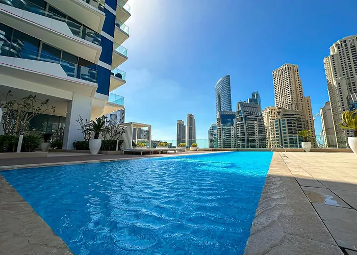 Marco Polo - Stunning 2 Bedroom With Marina Views, Huge Pool & Gym