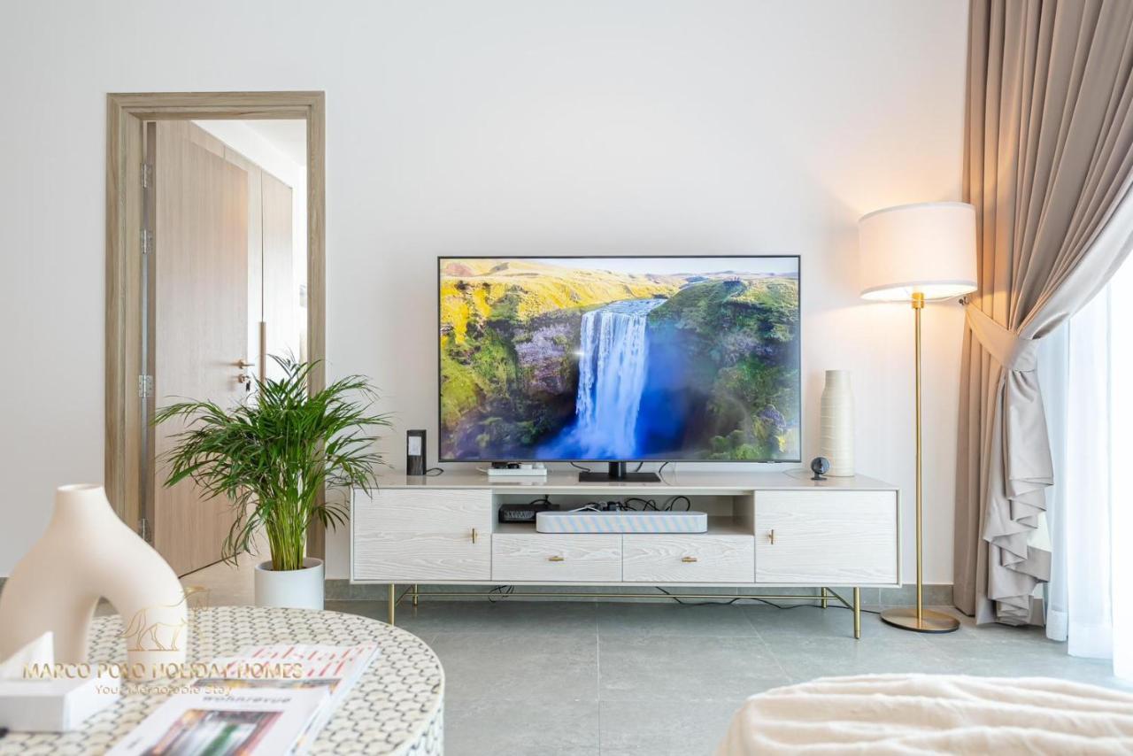Marco Polo - Stunning 2 Bedroom With Marina Views, Huge Pool & Gym Apartment *